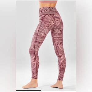 Fabletics Define Powerhold Veranda Burgundy lace pattern Leggings